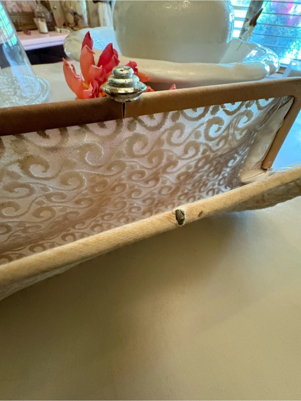 Ornate Swirl Textured Clutch in Champagne